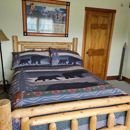 Clover Hill Farm & Country Inn Уильямстаун Экстерьер фото