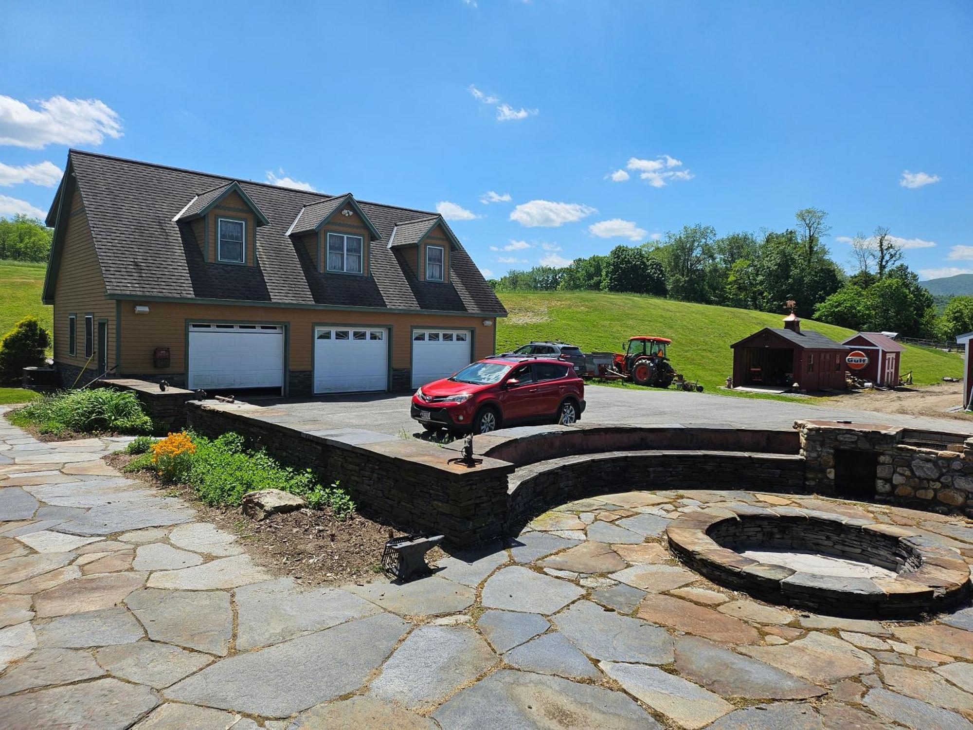 Clover Hill Farm & Country Inn Уильямстаун Экстерьер фото