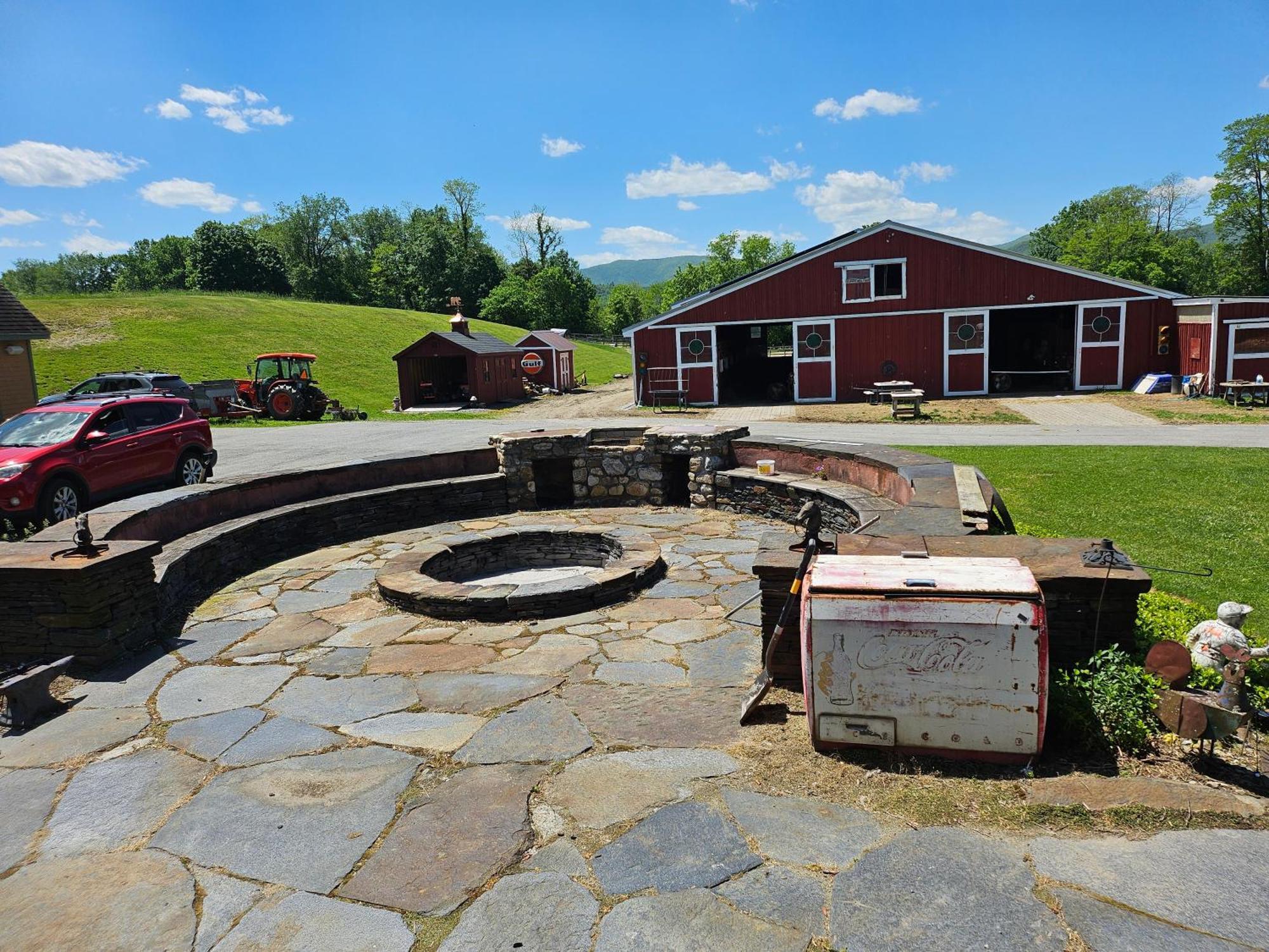 Clover Hill Farm & Country Inn Уильямстаун Экстерьер фото